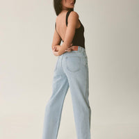 Arlington Straight Leg Denim Jeans Light Wash