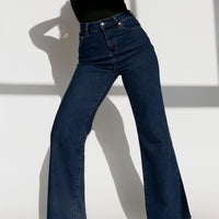 Thearlie High Rise Flared Jeans Dark Wash