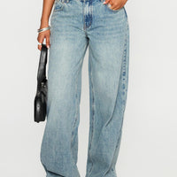 Edge Of Town Mid Rise Straight Leg Jeans Vintage Blue