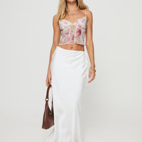 Fluttering Maxi Skirt White