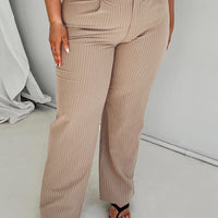 Titius Pants Beige Curve