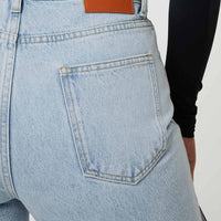 Arlington Straight Leg Denim Jeans Light Wash