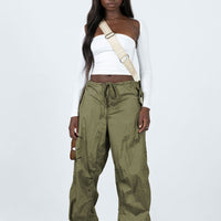 Motel Juwan Trouser Parachute Green