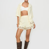 Jamari Linen Blend Shorts Cream / Brown