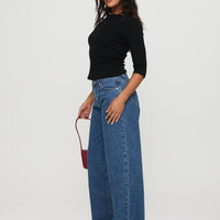 Darla Low Rise Straight Leg Jeans Mid Wash