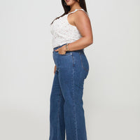 Lucille High Rise Flared Jeans Mid Wash Curve