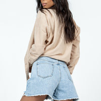 Kaylan Light Wash Frayed Shorts Denim
