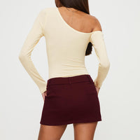Brinnley Mini Skirt Burgundy