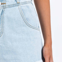 Doughty Shorts Light Wash Denim
