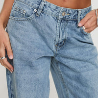 Serenitia Mid Rise Straight Leg Jeans Light Wash Tall