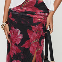 Cooperi Maxi Skirt Black / Red Floral