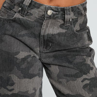 Big Talk Baggy Jeans Grey Washed Camo