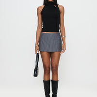 Can't Sleep Skort Charcoal Stripe Tall