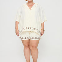 Jamari Linen Blend Shorts Cream / Brown Curve