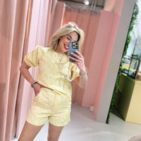Melissa Short - Geel