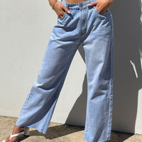 Cece Hammer Wide Leg Jeans Vintage Blue Denim