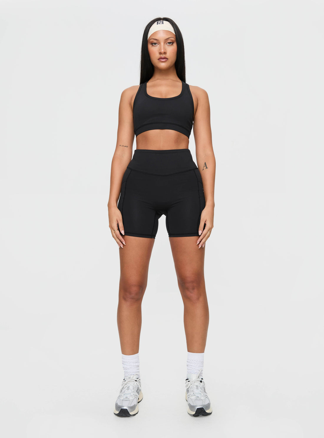 Conquer Activewear Shorts Black