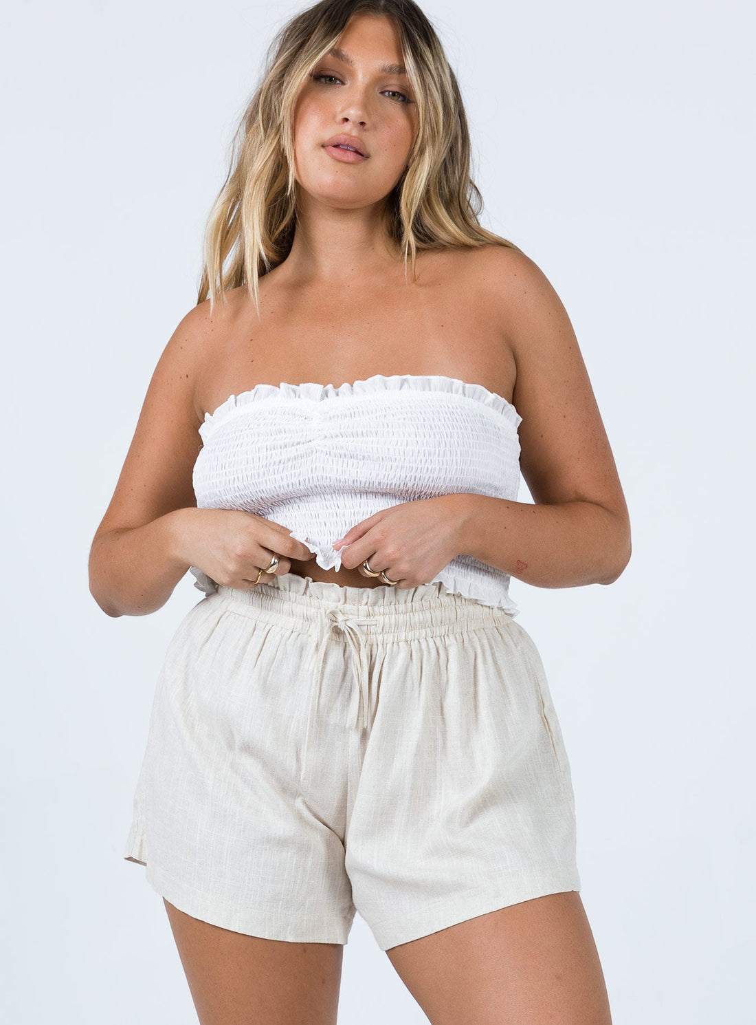 Sarah Shorts Beige