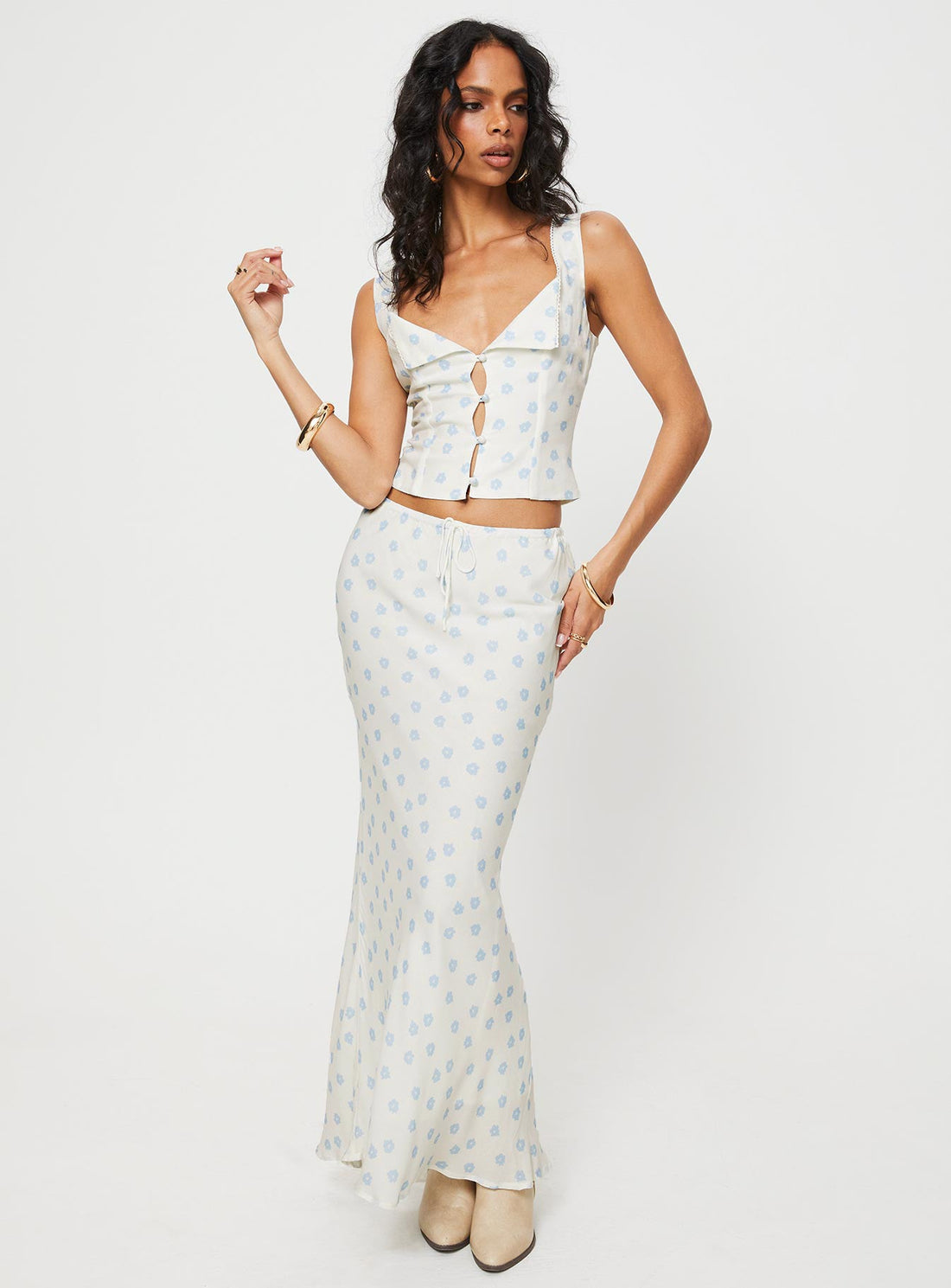 Cheshire Floral Maxi Skirt White / Blue