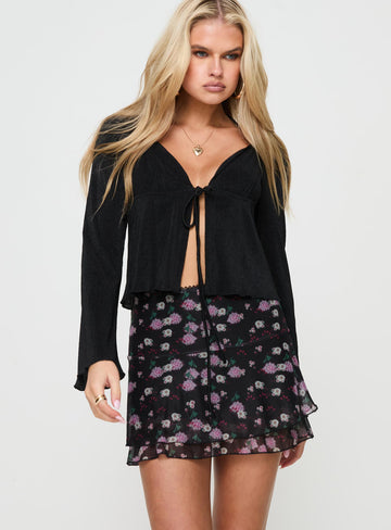 Sunny Skies Mini Skirt Black Floral