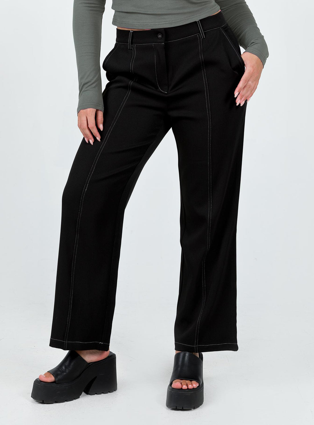 Karema Pants Black