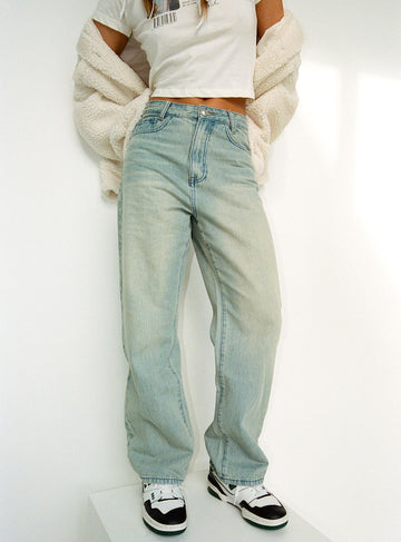Clear The Air Jeans Light Wash Denim