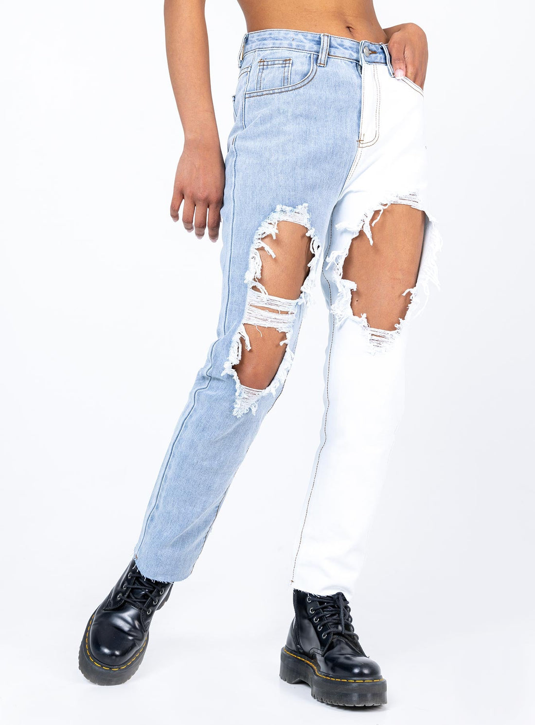 Ioannina Ripped Denim Jeans