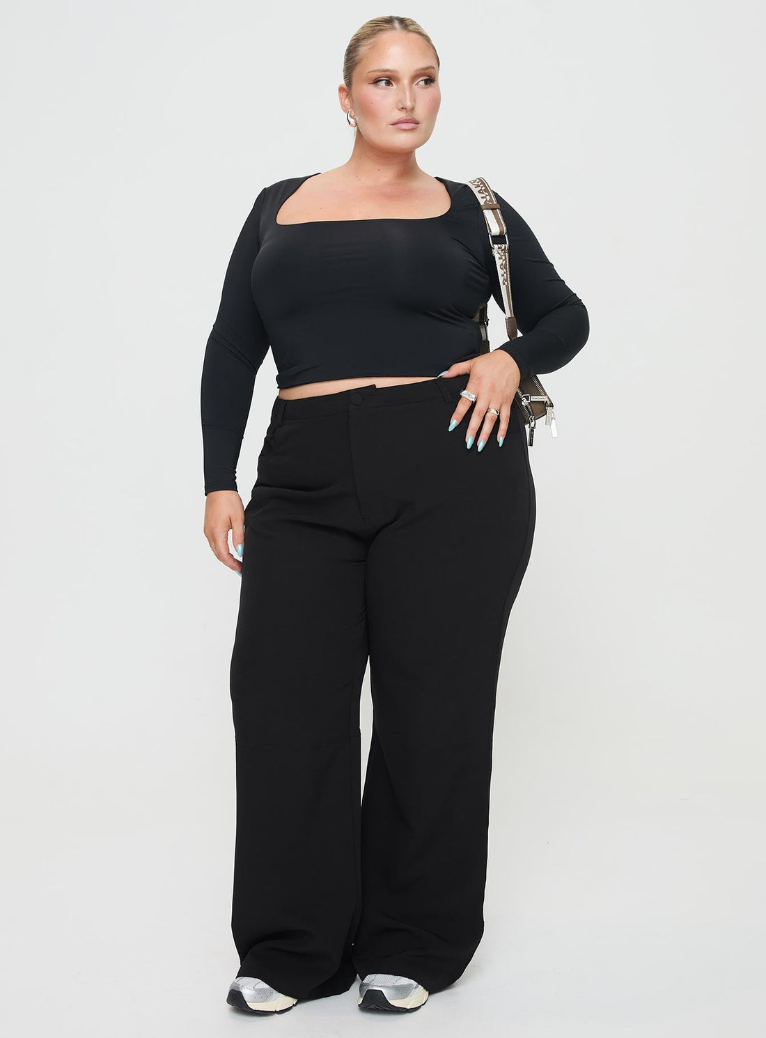 Lulu Pants Black Curve