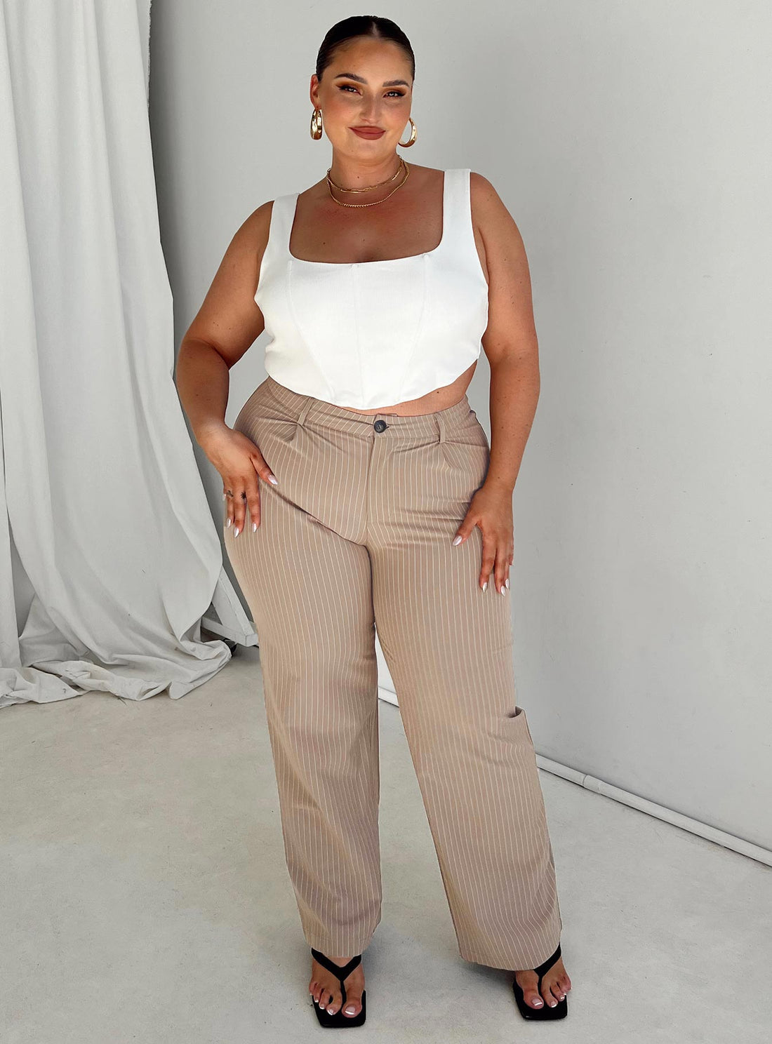 Titius Pants Beige Curve