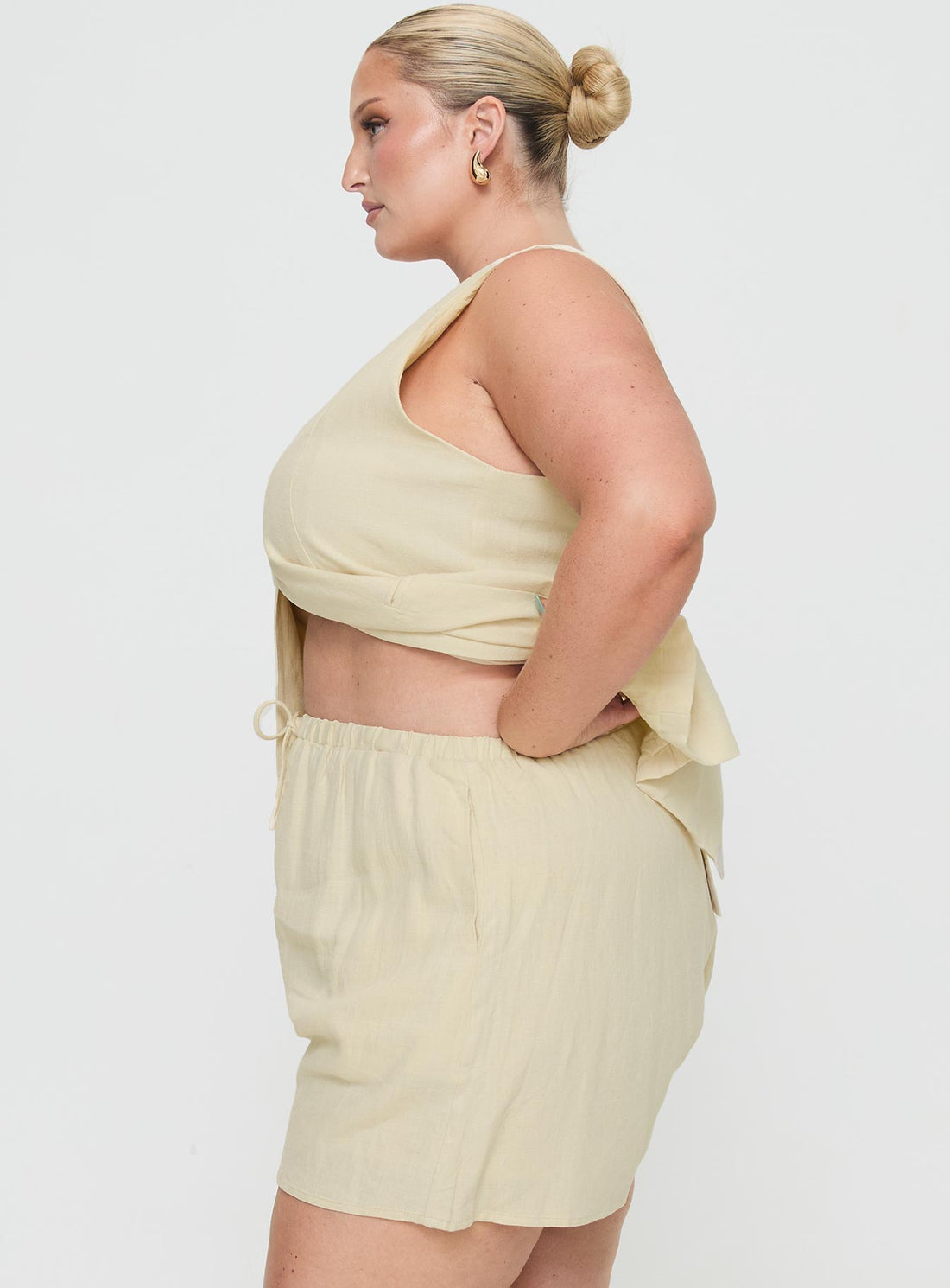 This Summer Linen Blend Shorts Sand Curve