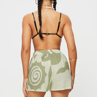 Sea Shorts Green / Cream