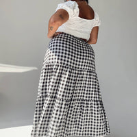 Hale Midi Skirt Black / White Curve