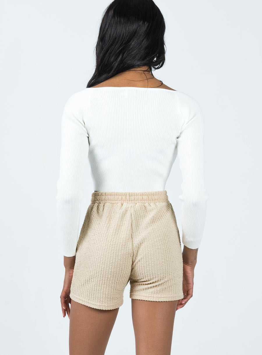 Jaynee Knit Shorts Beige