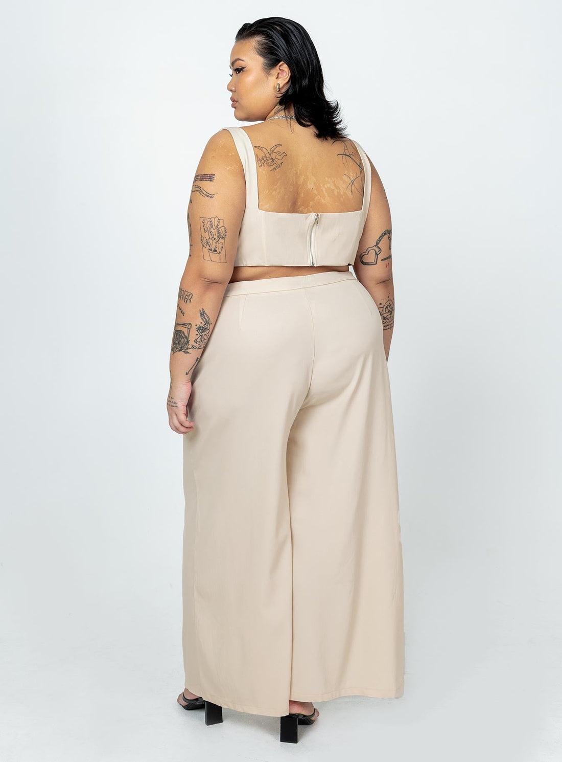 Elias Set Beige Curve