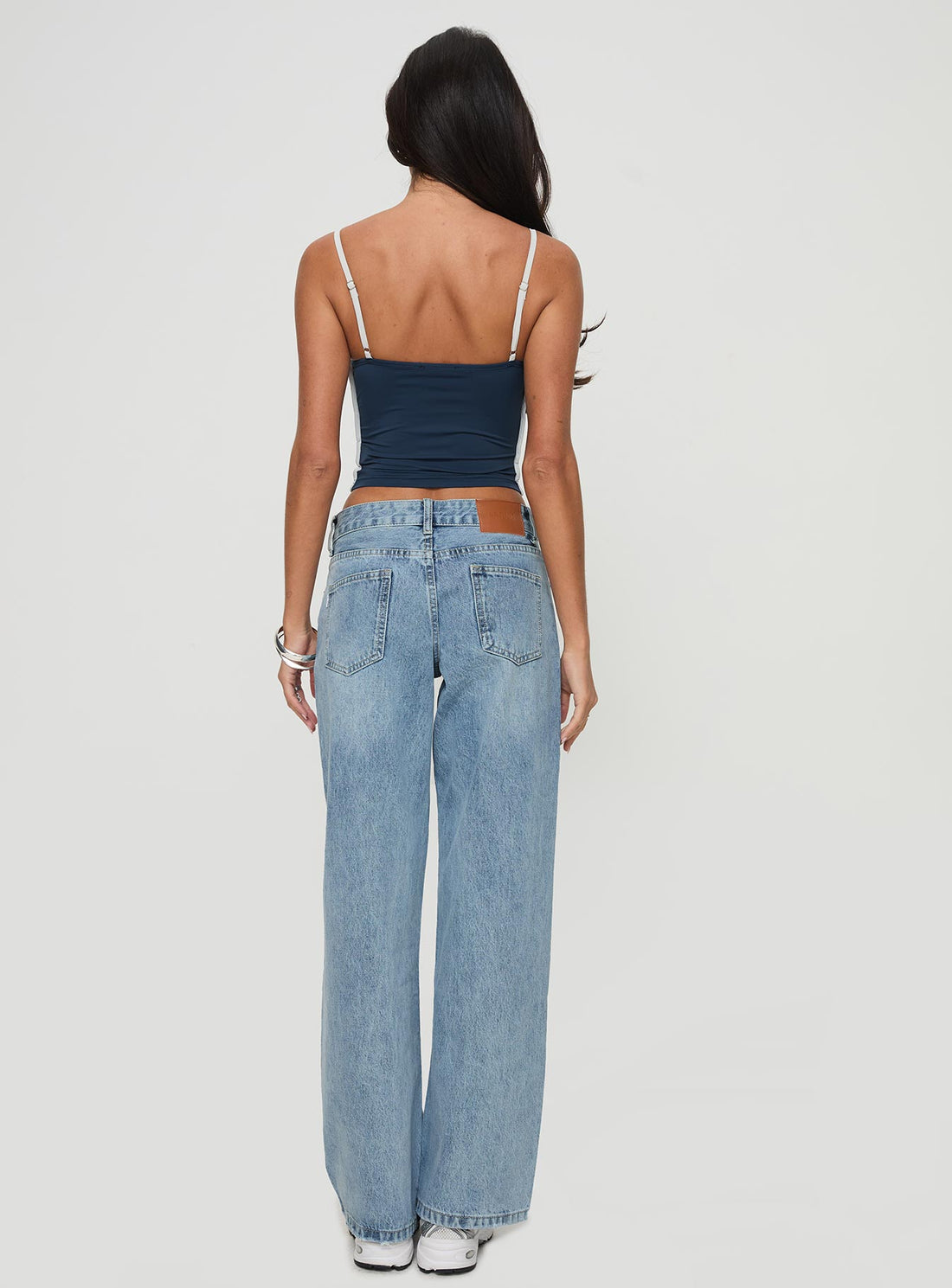 Serenitia Mid Rise Straight Leg Jeans Light Wash Tall