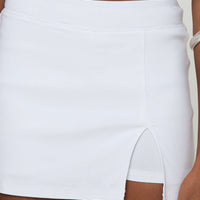 Roby Skort White