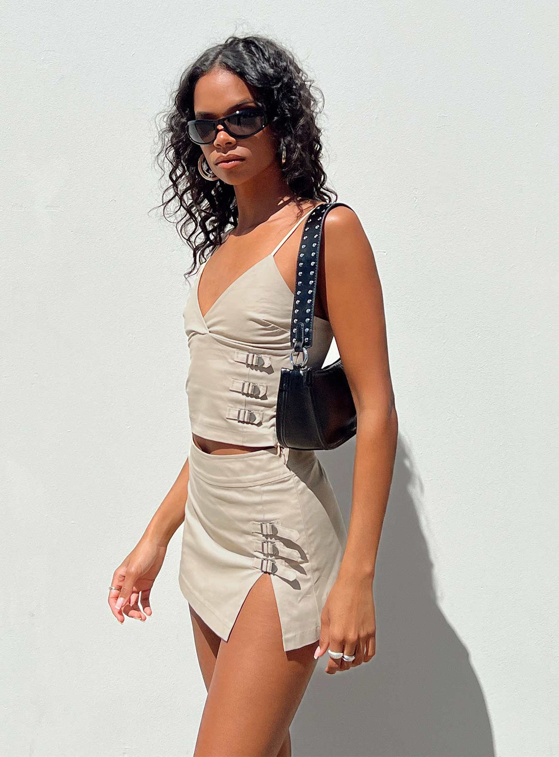 Back 2k Mini Skirt Taupe